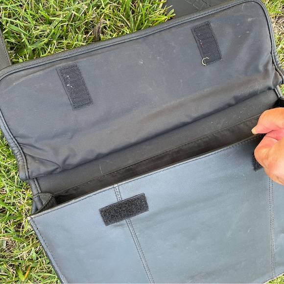 Targus Leather Briefcase Lap Top Bag - Picture 10 of 10